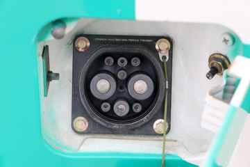 �������ͳ� ���EM80���� 2.4T 4.81�׵Ͷ����綯��ջ���150kWhͼƬ