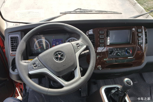 降价促销 新奥普力载货车仅售10.30万元