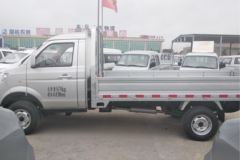 金杯 T50 1.5L 109马力 汽油 3.4米单排栏板微卡(后单胎)(SY1031YC6AT)