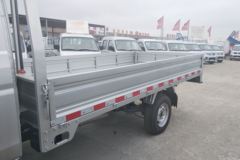 金杯 T50 1.5L 109马力 汽油 3.4米单排栏板微卡(后单胎)(SY1031YC6AT)