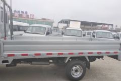 金杯 T50 1.5L 109马力 汽油 3.4米单排栏板微卡(后单胎)(SY1031YC6AT)