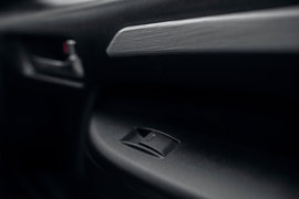 电牛3号&nbsp;电动封闭厢货驾驶室图片