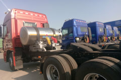 福田 欧曼GTL 6系重卡 430马力 6X4 LNG牵引车(BJ4259SMFCB-XA)