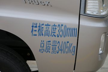 �����ڱ� Q7 1.2L 85���� ���� 3.295�׵�������΢��ͼƬ