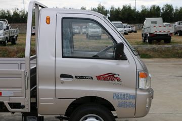 �����ڱ� Q7 1.2L 85���� ���� 3.295�׵�������΢��ͼƬ