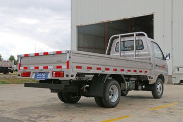 �����ڱ� Q7 1.2L 85���� ���� 3.295�׵�������΢��ͼƬ