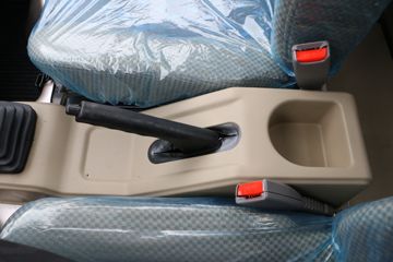 �����ڱ� Q7 1.2L 85���� ���� 3.295�׵�������΢��ͼƬ