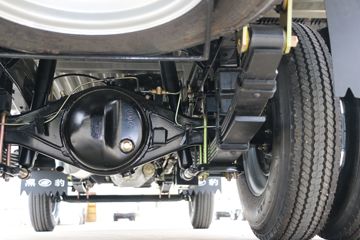 �����ڱ� Q7 1.2L 85���� ���� 3.295�׵�������΢��ͼƬ