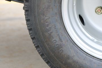 �����ڱ� Q7 1.2L 85���� ���� 3.295�׵�������΢��ͼƬ