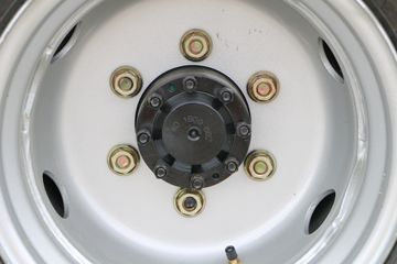 �����ڱ� Q7 1.2L 85���� ���� 3.295�׵�������΢��ͼƬ