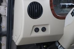 北汽黑豹 Q7 1.5L 112马力 汽油/CNG 3.22米单排厢式微卡(BJ5036XXYD50TS)