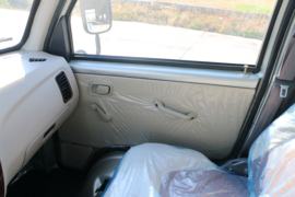 黑豹H3&nbsp;载货车驾驶室                                               图片