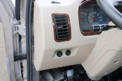 北汽黑豹 H7 71马力 4X2 2.73米自卸车(BJ3036D30HS)