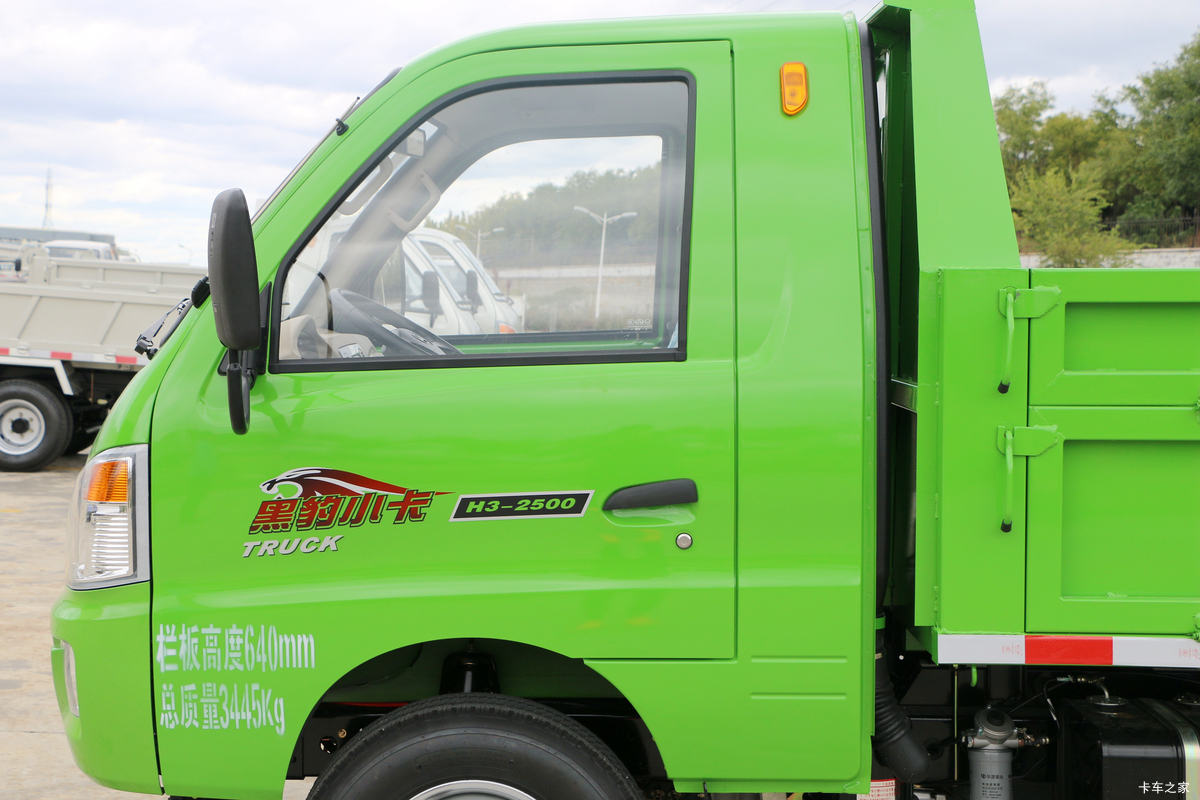 ڱ H3 71 4X2 2.73ж(BJ3030D3AHS)                                                