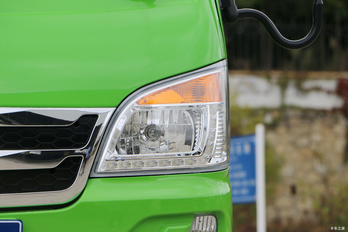 ڱ H3 71 4X2 2.73ж(BJ3030D3AHS)                                                