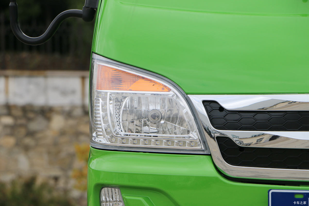 ڱ H3 71 4X2 2.73ж(BJ3030D3AHS)                                                
