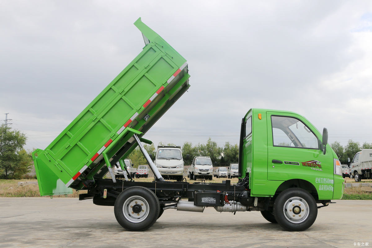 ڱ H3 71 4X2 2.73ж(BJ3030D3AHS)                                                