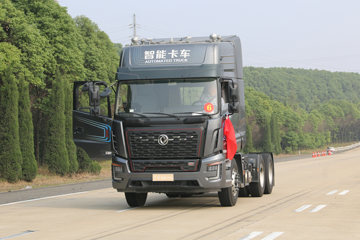 东风商用车 天龙D315重卡 420马力 6X4自动驾驶牵引车