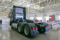 东风商用车 新天龙KL重卡 450马力 6X4牵引车(DFH4250D)