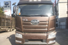 一汽解放 J6P重卡 280马力 6X2 7.7米仓栅式载货车(CA5250CCYP63K1L6T3A1E5)