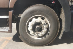 一汽解放 J6P重卡 280马力 6X2 7.7米仓栅式载货车(CA5250CCYP63K1L6T3A1E5)