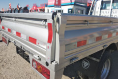 福田 祥菱M2 1.5L 112马力 汽油 3.7米单排栏板微卡(BJ1030V5JV5-AR)