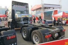 中国重汽 豪瀚N7G重卡 430马力 6X4 LNG牵引车(银色)(ZZ4255N3847E1L)