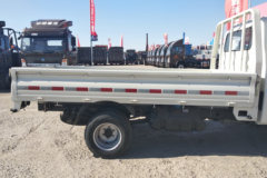 福田 祥菱M2 1.5L 112马力 汽油 3.1米排半栏板微卡(后双胎)(BJ1030V5PV5-AS)