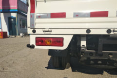 福田 祥菱M2 1.5L 112马力 汽油 3.1米排半栏板微卡(后双胎)(BJ1030V5PV5-AS)