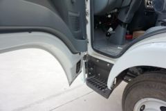 跃进 上骏X100-28 102马力 3.65米单排栏板轻卡(SH1042KBDBNZ)