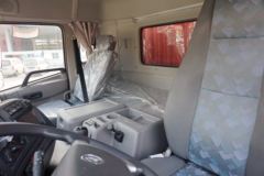 东风商用车 天龙重卡 350马力 8X4 9.6米仓栅式载货车(DFH5310CCYA1)
