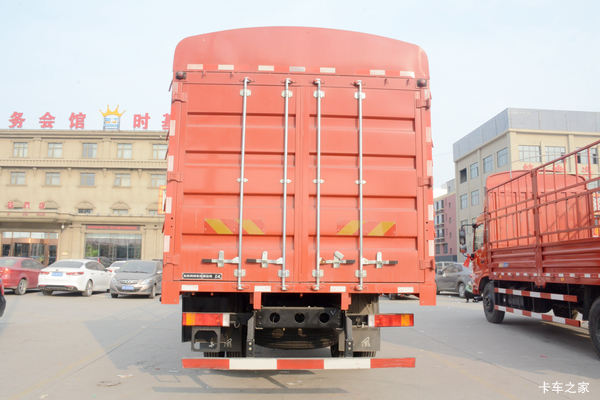 惊喜不断,降0.3万!汉中市东风天锦KR载货车系列超值回馈,