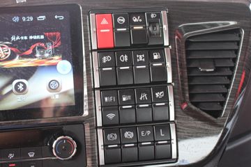 �ൺ��� JH6�ؿ� ����550 50���������� 550���� 6X4 AMT�Զ���ǣ����ͼƬ