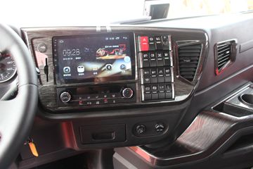 �ൺ��� JH6�ؿ� ����550 50���������� 550���� 6X4 AMT�Զ���ǣ����ͼƬ
