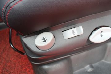 �ൺ��� JH6�ؿ� ����550 50���������� 550���� 6X4 AMT�Զ���ǣ����ͼƬ