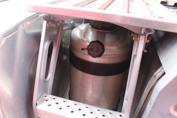 �ൺ��� JH6�ؿ� ����550 50���������� 550���� 6X4 AMT�Զ���ǣ����ͼƬ