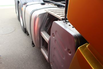 �ൺ��� JH6�ؿ� ����550 50���������� 550���� 6X4 AMT�Զ���ǣ����ͼƬ
