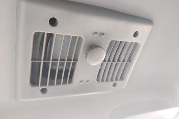 ʱ ԦVQ1 1.2L 86  3.05׵ʽ΢(غ˫̥)(BJ5030XXY-D5)ͼƬ
