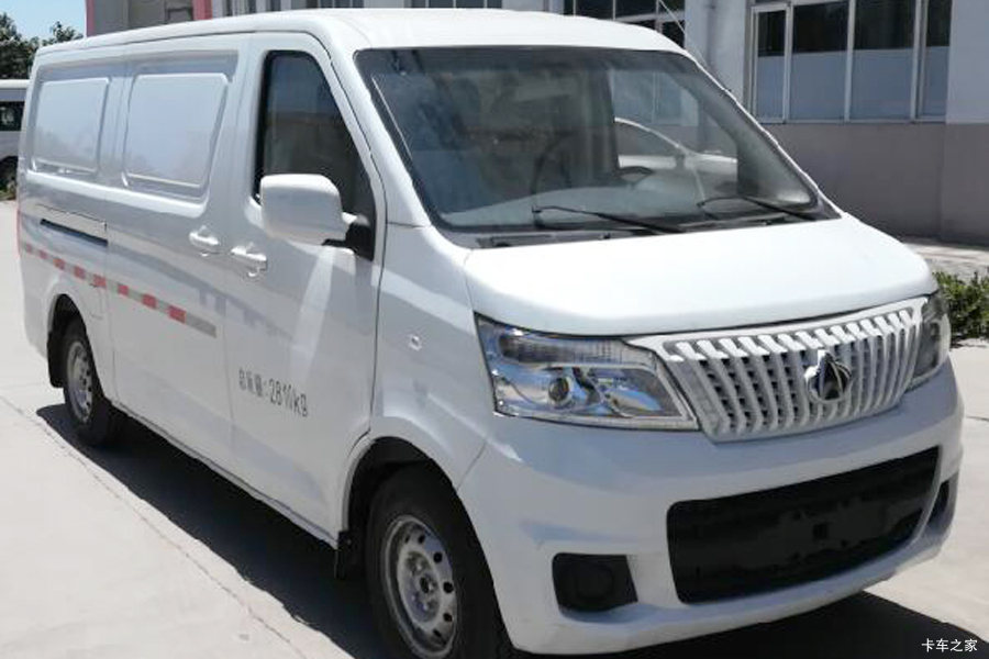 长安轻型车 睿行EM80 2.81T 4.81米纯电动厢式运输车(续航248km)47.95kWh