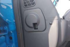 跃进 上骏X100-28 102马力 3.65米单排栏板轻卡(SH1042KBDBNZ)