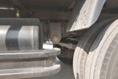 跃进 上骏X100-28 102马力 3.65米单排栏板轻卡(SH1042KBDBNZ)