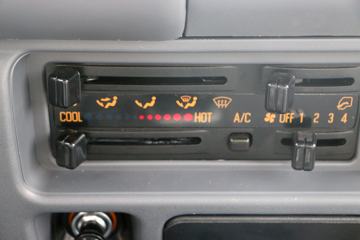 ���� ��ʮ��EV100 4.5T 4.25�׵��Ŵ��綯��ʽ�Ῠ96.77kWhͼƬ