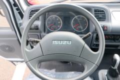 庆铃 五十铃EV100 4.5T 4.25米单排纯电动厢式轻卡(QL5041XXYBEVECCA1)96.77kWh