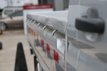 ���� �ٹ��¿� 1.8L 133���� ���� 3.15�׵�������΢��(LZW1028TY)ͼƬ