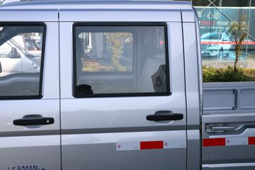 ���� �ٹ��¿� 1.5L 107���� ���� 2.45��˫������΢��(LZW1028SPY)ͼƬ