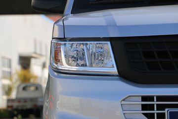 ���� �ٹ��¿� 1.5L 107���� ���� 2.45��˫������΢��(LZW1028SPY)ͼƬ