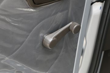 ���� �ٹ��¿� 1.8L 133���� ���� 2.45��˫������΢��(LZW1028STY)ͼƬ