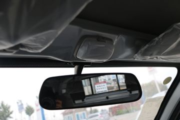 ���� �ٹ��¿� 1.8L 133���� ���� 2.45��˫������΢��(LZW1028STY)ͼƬ