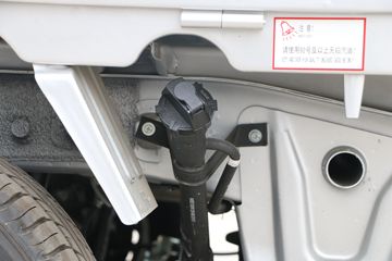 ���� �ٹ��¿� 1.5L 107���� ���� 2.45��˫������΢��(LZW1028SPY)ͼƬ