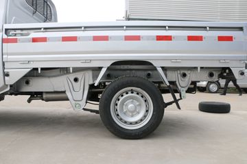 ���� �ٹ��¿� 1.5L 107���� ���� 2.45��˫������΢��(LZW1028SPY)ͼƬ